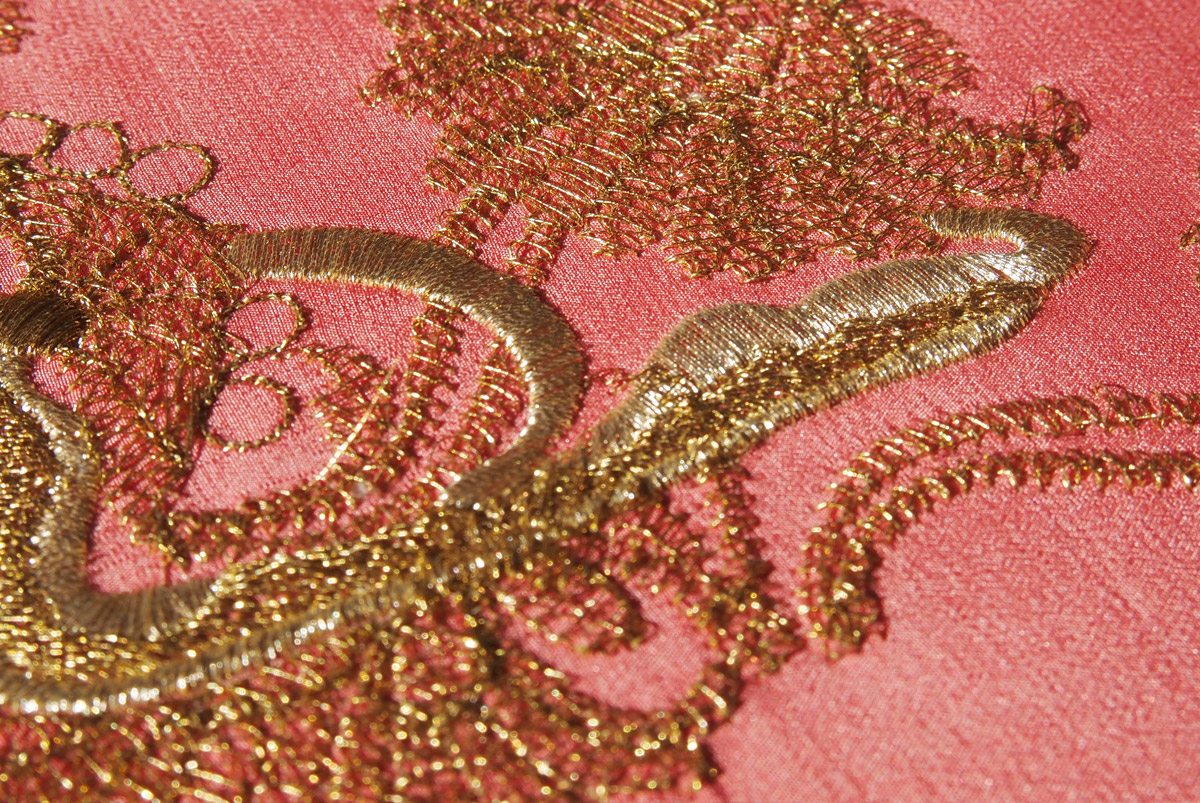 Het Borduurburo, Martine van 't Hul, Goud, Gold, goud, borduren, machinaal borduur, embroidery specialist